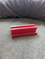 Kdot Stand - Red- Basic